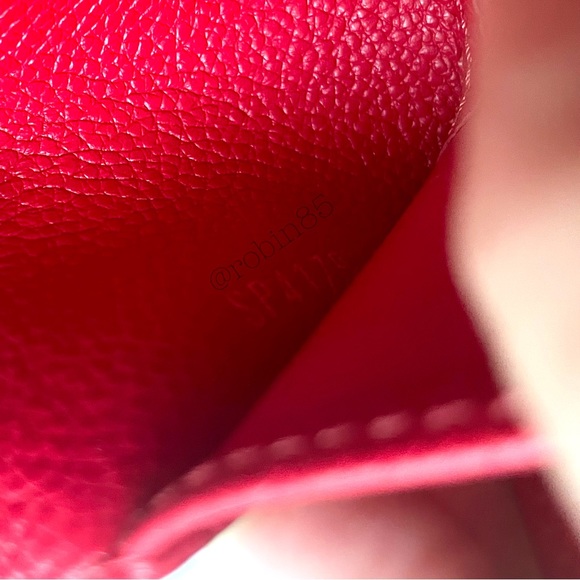 LOUIS VUITTON ❤️ Red Empreinte 6 Ring Key Holder ❤️ Excellent Condition - Picture 7 of 13